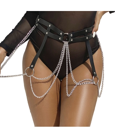 CINTURON DE CADENAS ANILLAS CU Intimo erotico in pelle con dettagli sensuali.