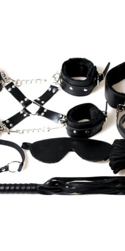 SET BONDAGE 8 pezzi fondamentali per le tue fantasie