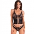 Set di lingerie nera: reggiseno, reggicalze, mutandine